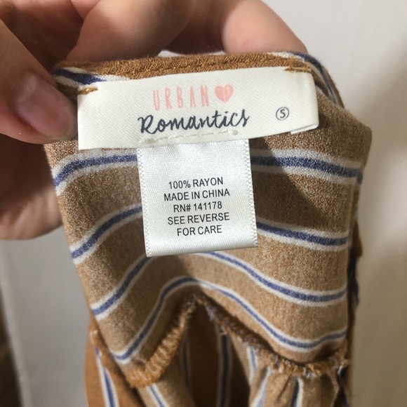 button down crop top - Picture 6 of 6